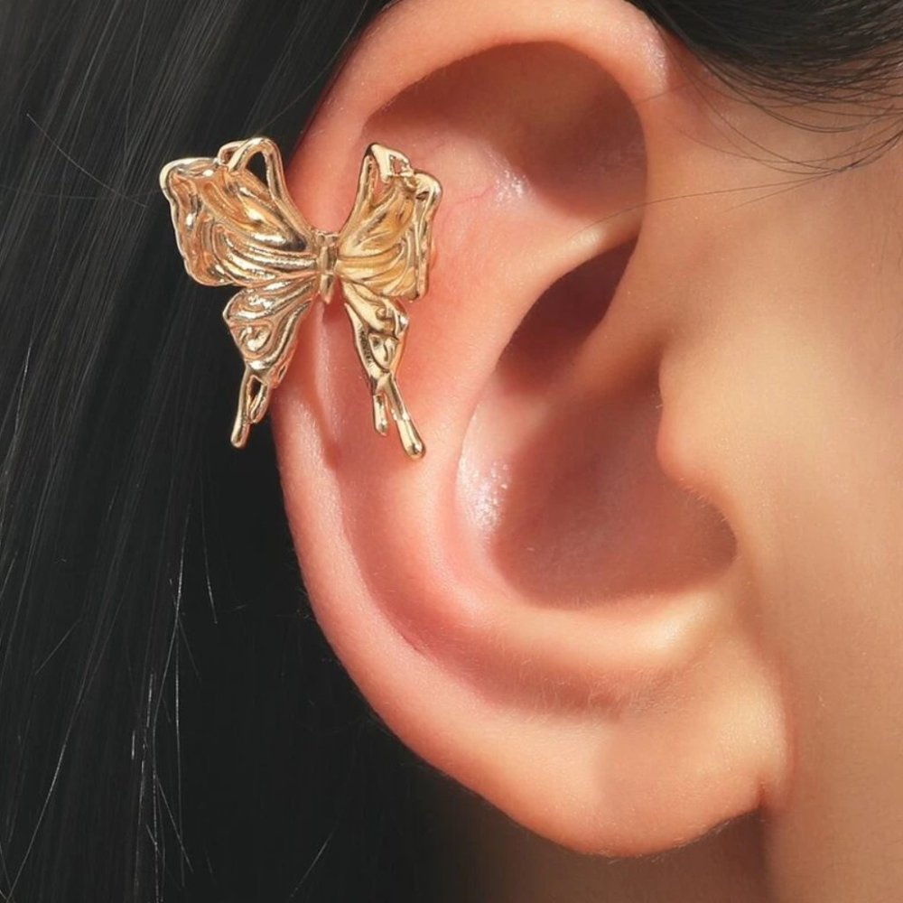 COPY - Gold Butterfly Ear Cuff - Picture 1 of 1